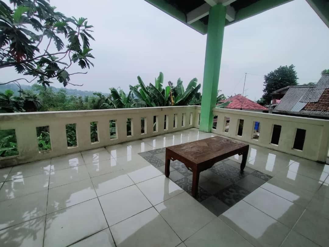 Villa Hc2 Cipayung  Экстерьер фото