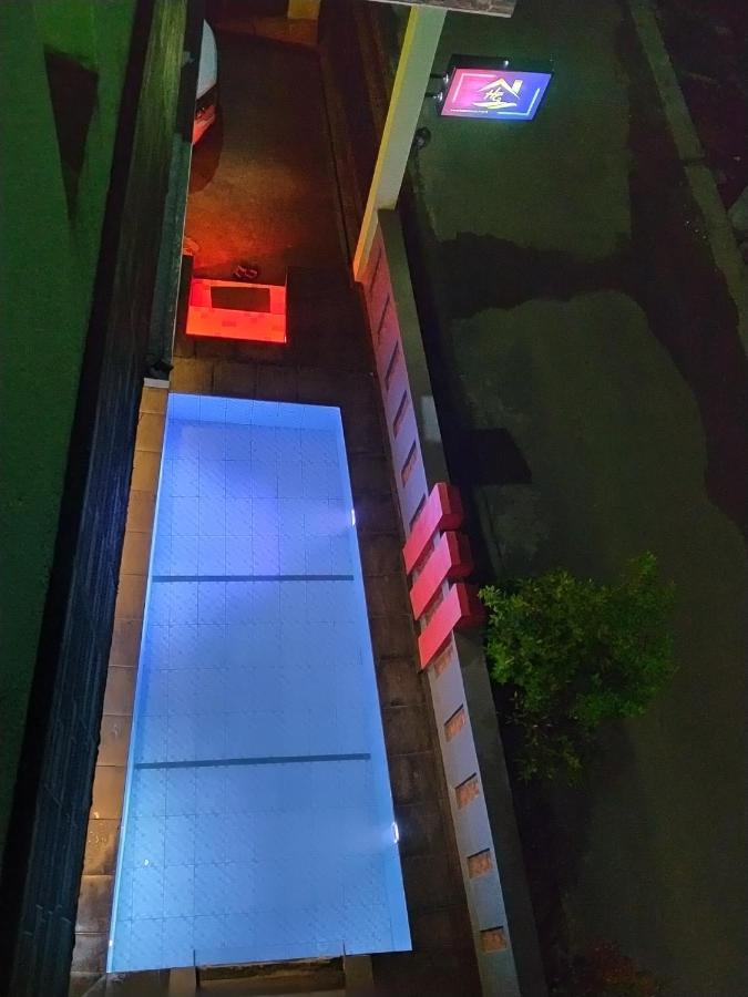 Villa Hc2 Cipayung  Экстерьер фото
